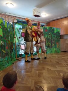 „Puchatkowe przygody” – przedstawienie teatralne w naszym przedszkolu